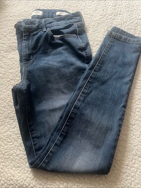 Jessica Simpson, high rise Skinny Jeans - Darl blue 6/28,